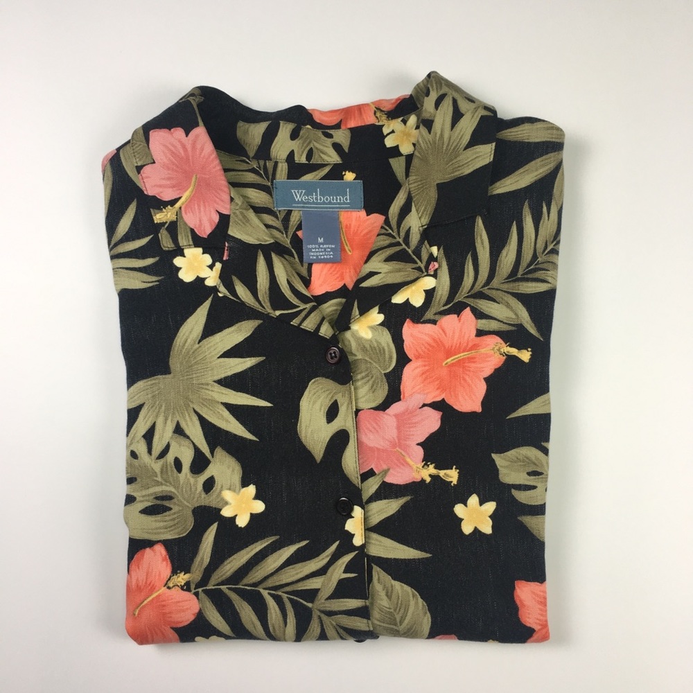Westbound Floral button down shirt size M